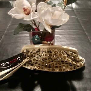 Enzee  Cream Studded Crossbody Wristlet ‘NWT’